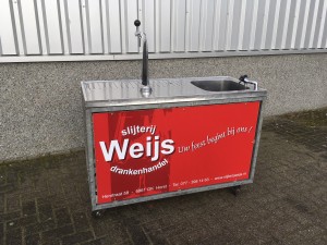 Tapinstallatie 1.30/2.00 meter € 40,-